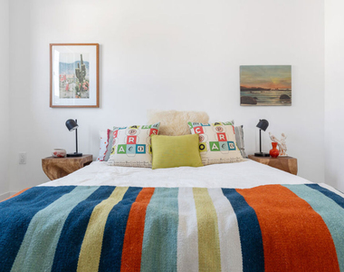 2512 Berkeley Avenue - Photo Thumbnail 37
