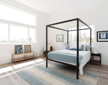 2512 Berkeley Avenue - Photo Thumbnail 27