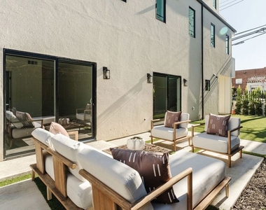 6765 1/2 Lexington Avenue - Photo Thumbnail 6