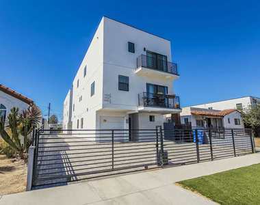 1921 1/2 Carmona Avenue - Photo Thumbnail 1