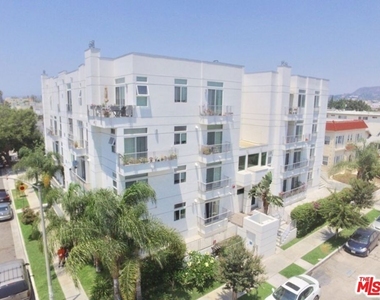 401 N Serrano Avenue - Photo Thumbnail 1