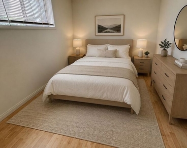 410 N Frederic Street - Photo Thumbnail 14