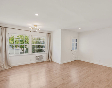 4177 Ince Boulevard - Photo Thumbnail 26