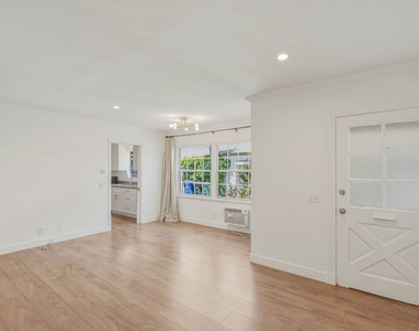 4177 Ince Boulevard - Photo Thumbnail 27