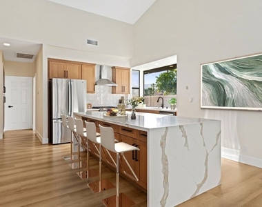 70895 Ironwood Drive - Photo Thumbnail 12