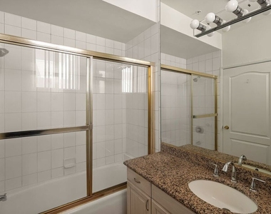 923 Euclid Street - Photo Thumbnail 14