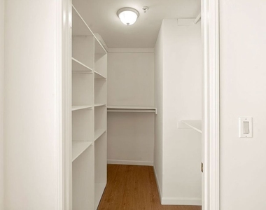 923 Euclid Street - Photo Thumbnail 13
