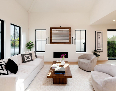 4153 Vantage Avenue - Photo Thumbnail 4