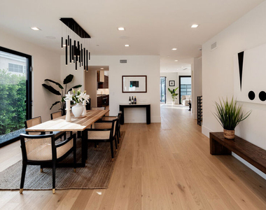 4153 Vantage Avenue - Photo Thumbnail 13