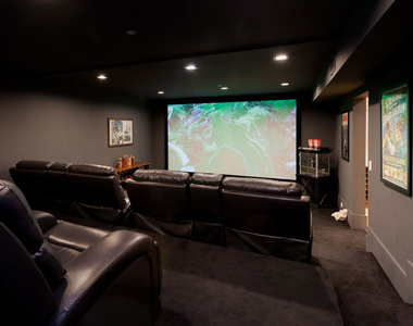 4153 Vantage Avenue - Photo Thumbnail 34