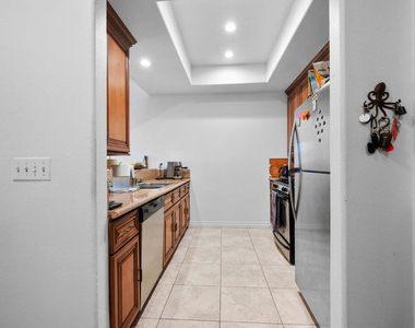 1200 S Corning Street - Photo Thumbnail 5