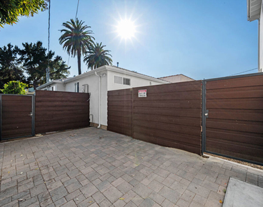 10623 W Olympic Boulevard - Photo Thumbnail 23