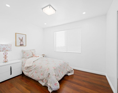 10623 W Olympic Boulevard - Photo Thumbnail 16