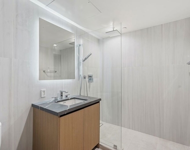 1006 Hancock Avenue - Photo Thumbnail 13