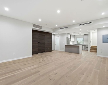 1006 Hancock Avenue - Photo Thumbnail 1