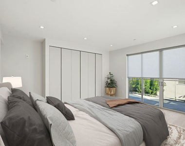 1006 Hancock Avenue - Photo Thumbnail 7