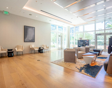 877 Francisco Street - Photo Thumbnail 21