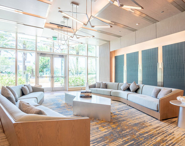 877 Francisco Street - Photo Thumbnail 20