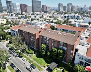1440 Veteran Avenue - Photo Thumbnail 48