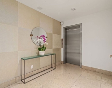 1440 Veteran Avenue - Photo Thumbnail 39