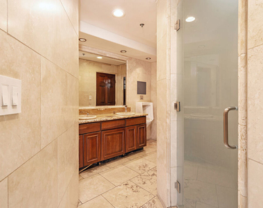1440 Veteran Avenue - Photo Thumbnail 27