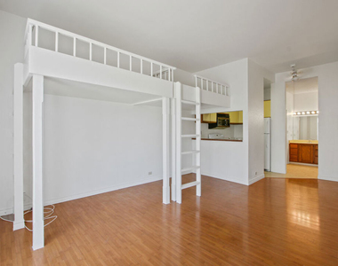 1440 Veteran Avenue - Photo Thumbnail 5