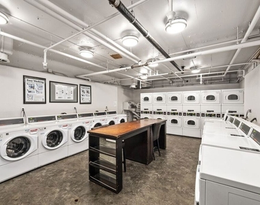 1440 Veteran Avenue - Photo Thumbnail 45