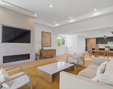 656 California Avenue - Photo Thumbnail 6