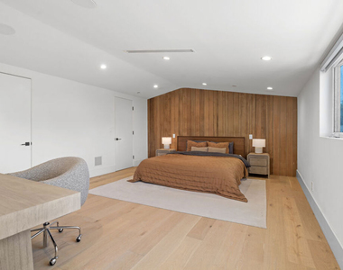 656 California Avenue - Photo Thumbnail 15