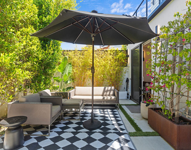 656 California Avenue - Photo Thumbnail 4