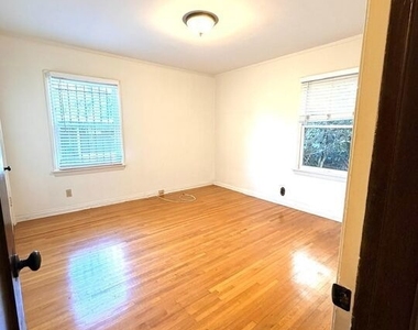 2342 Selby Avenue - Photo Thumbnail 27