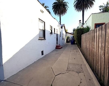 2342 Selby Avenue - Photo Thumbnail 36