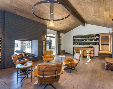1707 Rising Glen Road - Photo Thumbnail 5