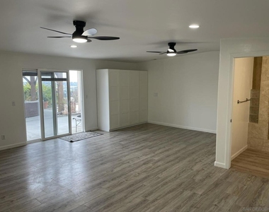 1255 Rhea Place - Photo Thumbnail 11