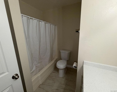 12609 Robison - Photo Thumbnail 8