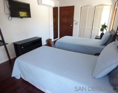 8253 El Paseo Grande - Photo Thumbnail 14