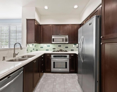 12488 Heatherton Ct - Photo Thumbnail 11