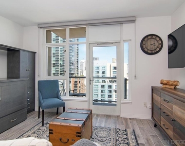 427 9th Ave - Photo Thumbnail 2