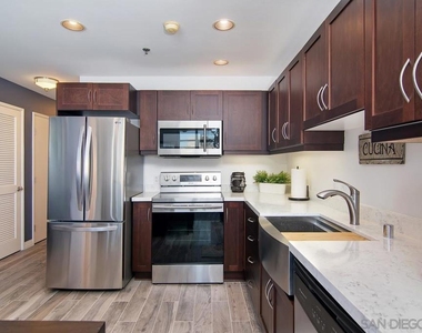 427 9th Ave - Photo Thumbnail 6