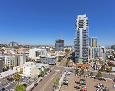 575 6th Ave - Photo Thumbnail 12
