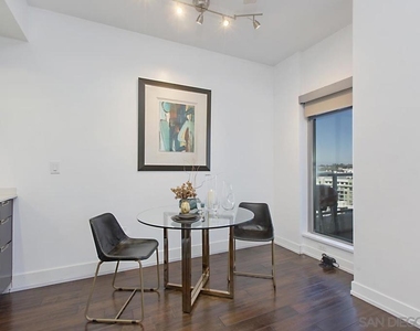 575 6th Ave - Photo Thumbnail 5