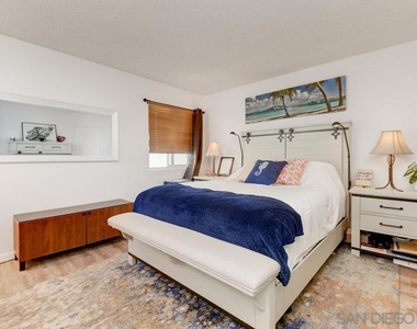 600 N The Strand - Photo Thumbnail 7