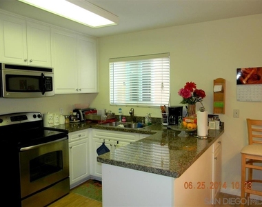 17189 W Bernardo Drive - Photo Thumbnail 15