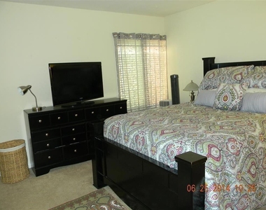 17189 W Bernardo Drive - Photo Thumbnail 14