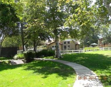 17189 W Bernardo Drive - Photo Thumbnail 3