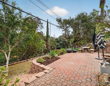 5438 Gilbert Dr - Photo Thumbnail 29