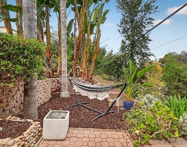 5438 Gilbert Dr - Photo Thumbnail 30