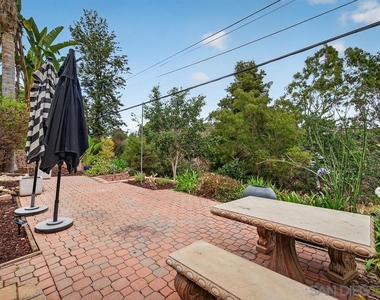 5438 Gilbert Dr - Photo Thumbnail 27