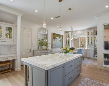 388 Bonair St - Photo Thumbnail 9