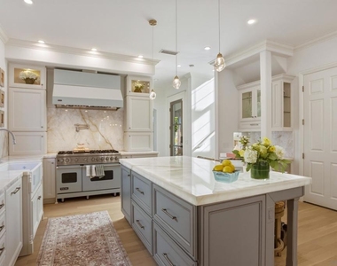388 Bonair St - Photo Thumbnail 7